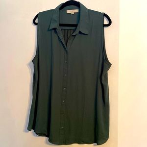 LOFT Women’s Sleeveless Button Front Blouse
